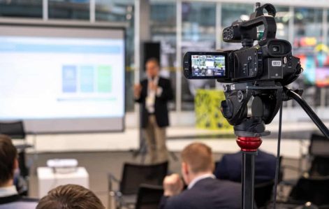 training-video-videographer-scaled